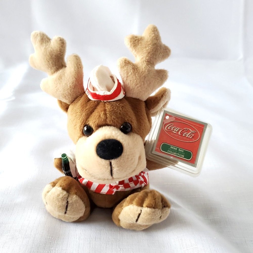 Vtg Coca Cola 1998 Bean Bag Plush Reindeer in Coca Cola Vest & Hat 6.5 Inch New